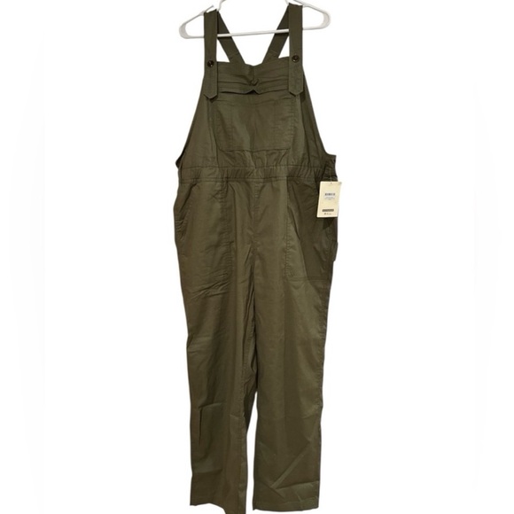 Duluth Trading Co Pants - NWT Duluth Trading Co Women's Hempstop Overall in dark olive green, sz XL